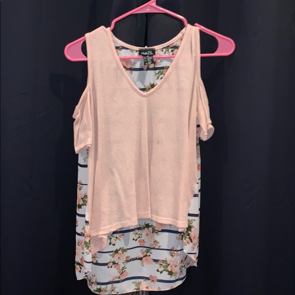 Rue 21 open shoulder top